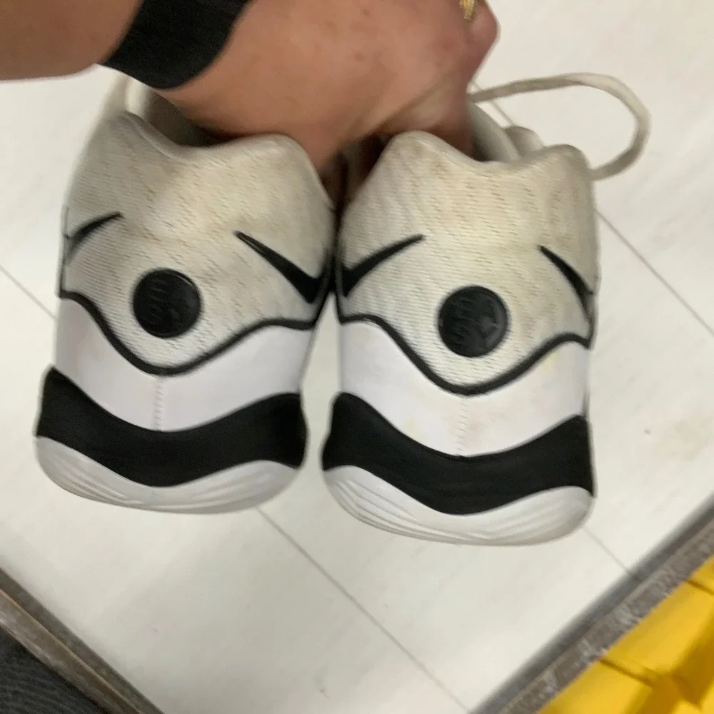 Nike KD 16 Basketball Shoes White Black Mens Size 12 Sneakers‎